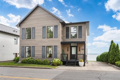 362 Lakeshore