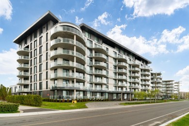 36 Lakeshore #503